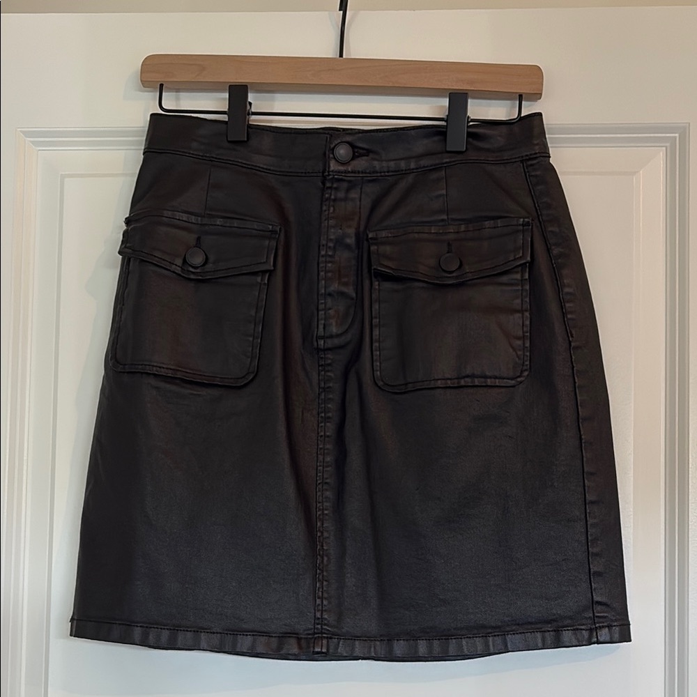 Stylish Black Skirt